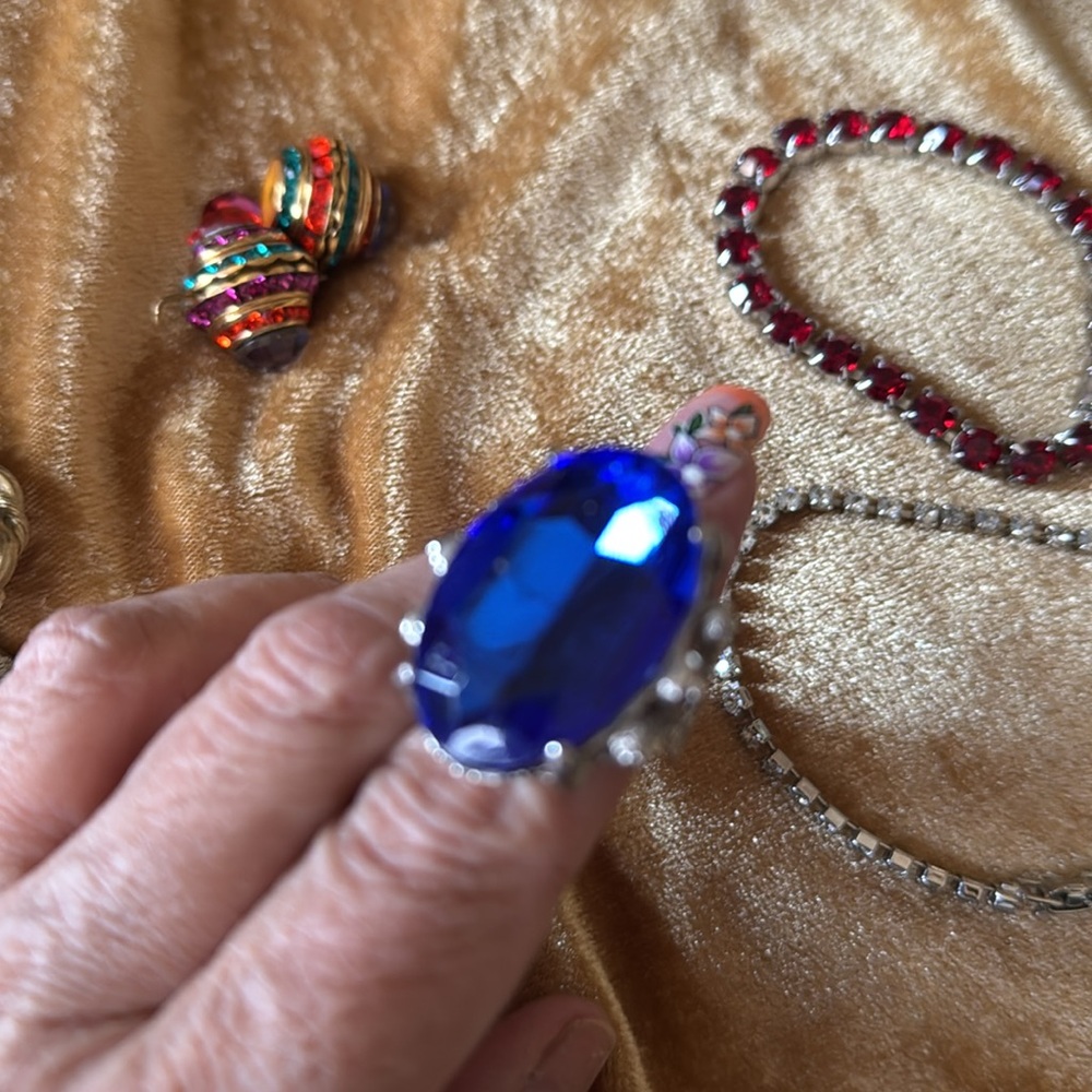 Vintage Costume jewelry mis match odd - Picture 8 of 9